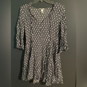 H&M quarter-sleeve dress! Women’s size 10!
